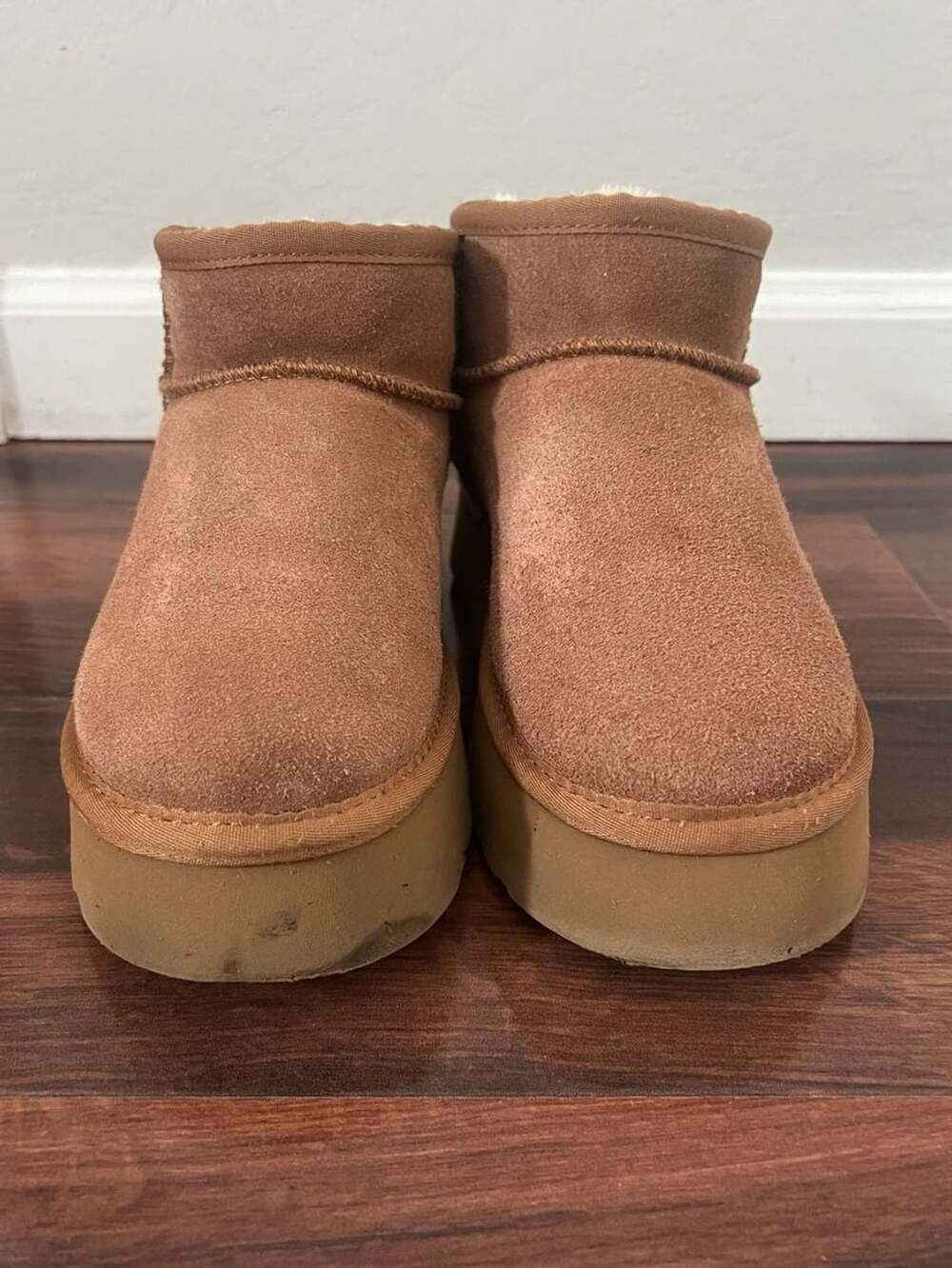 UGG Becca Mini Platform Boots in Chestnut – Women’s Size 6 - Picture 4 of 13